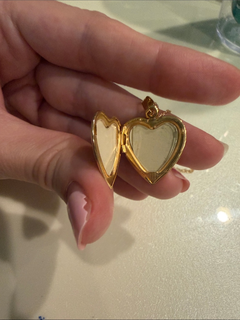 NWOT 14K Yellow Gold Heart Locket Necklace with Tiny Pink Rose Accent - Picture 6 of 8